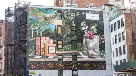 gucci wall in soho